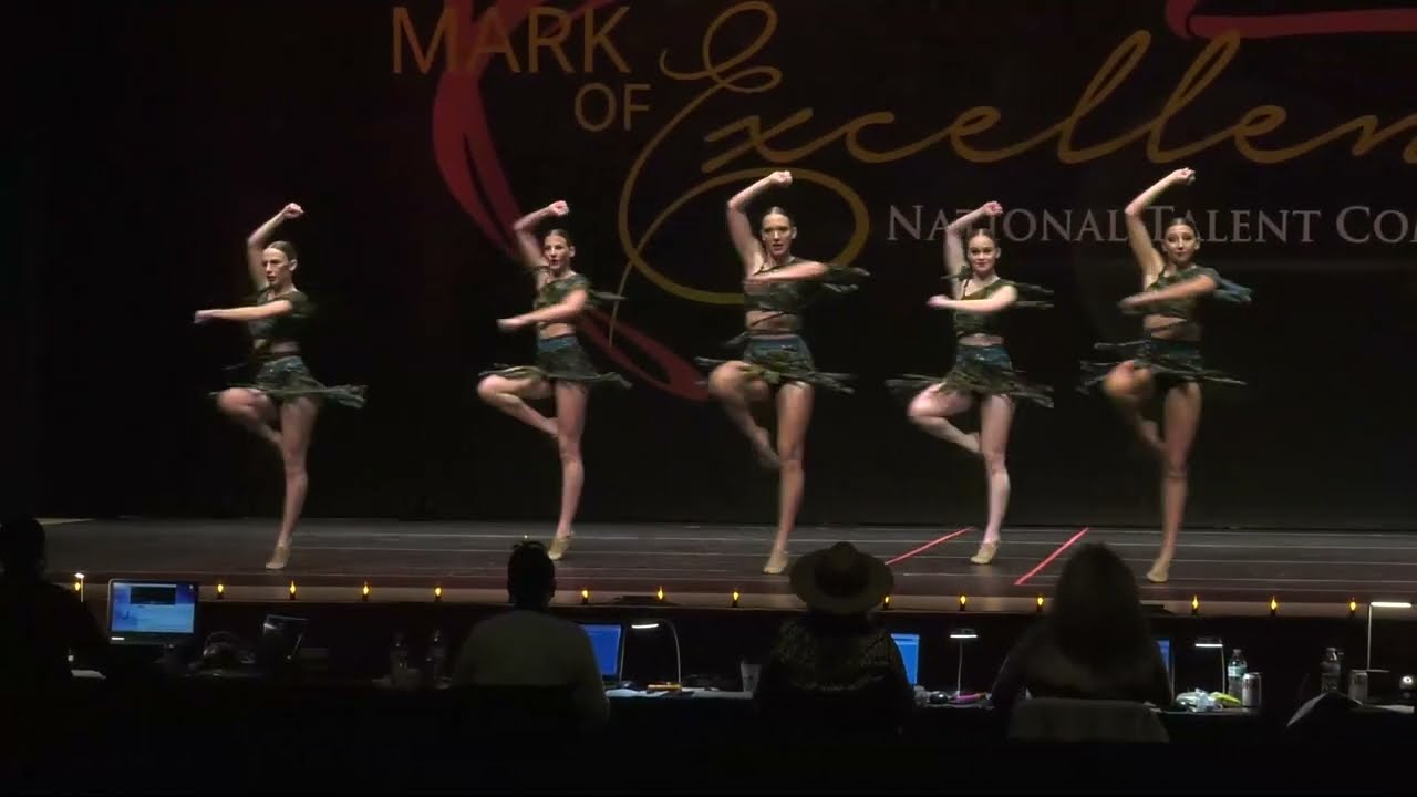 Pressure - Jazz small group dance choreography