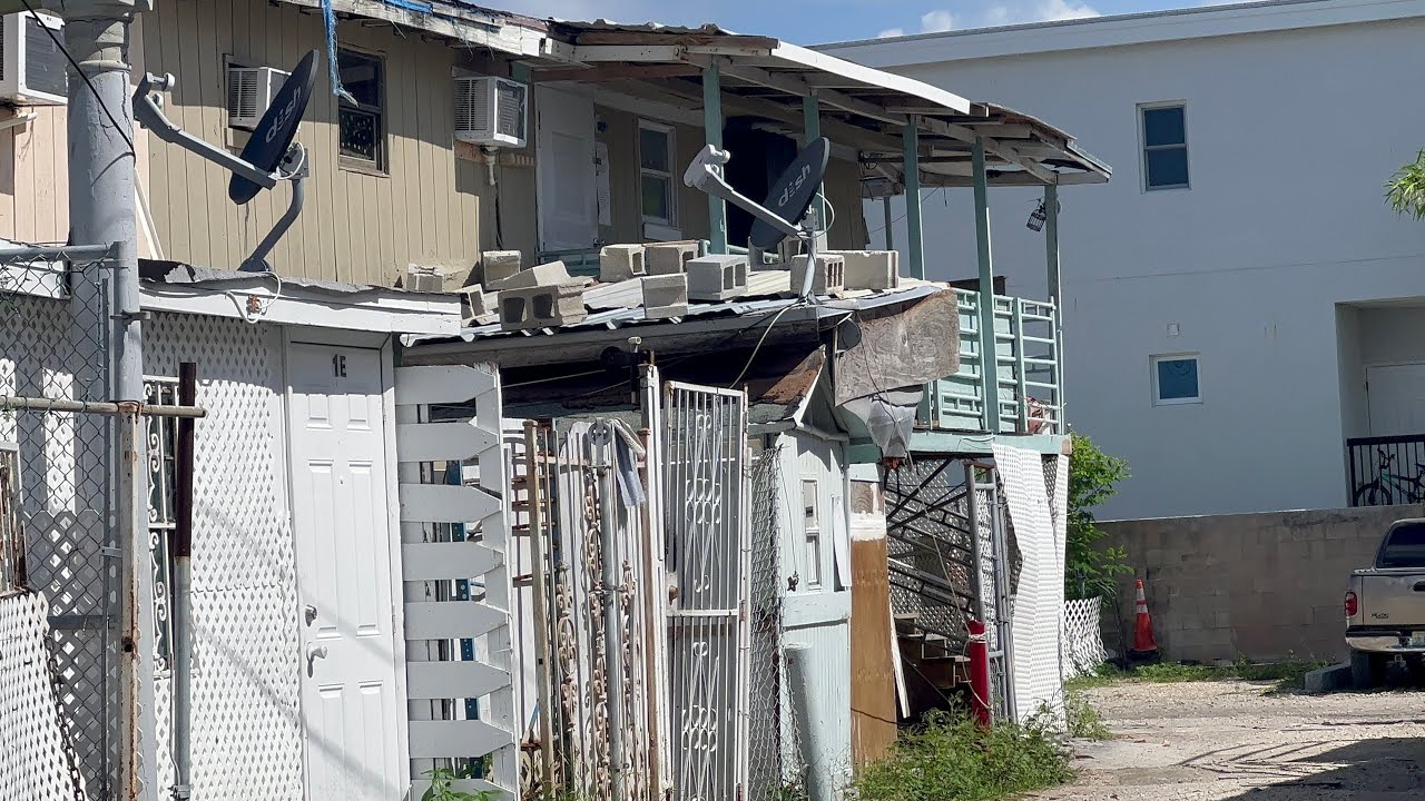Worst Hoods X Slums Of Key West - How The Poor Working Class Live On The Island