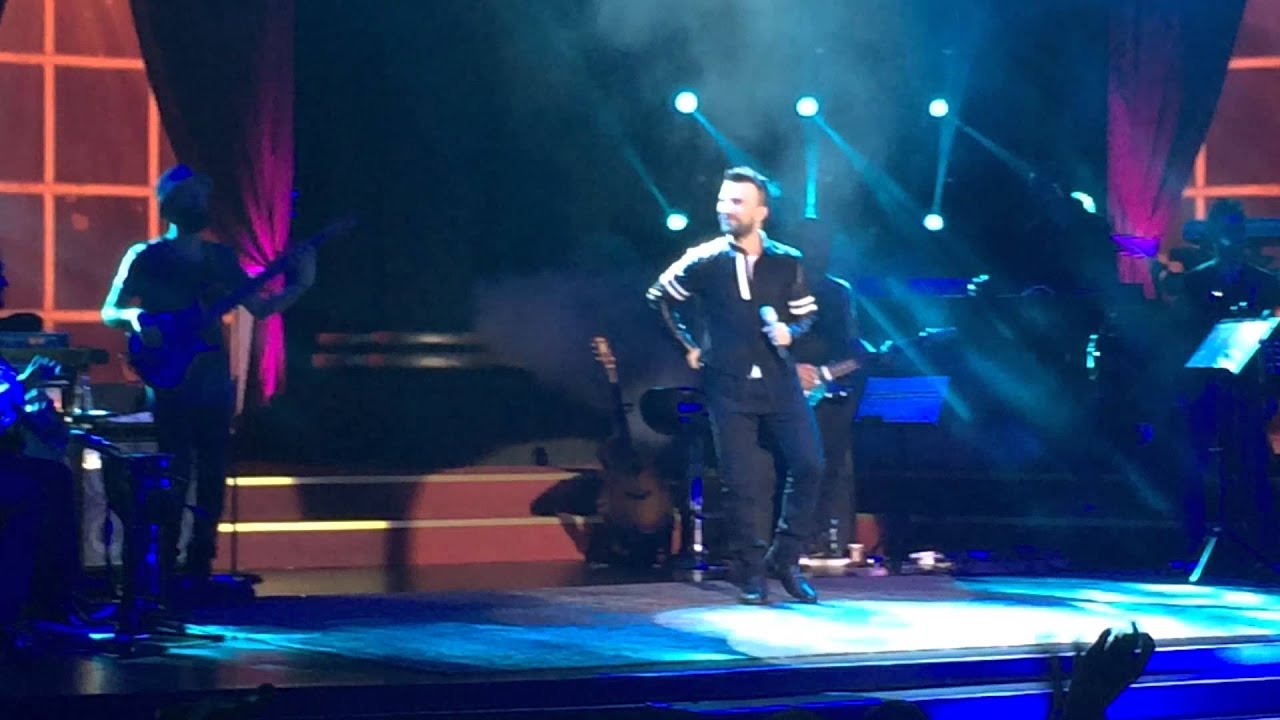 Tarkan-Yemin Ettim ' Harbiye Cemil Topuzlu Açık Hava Sahnesi ' 03.09.2014