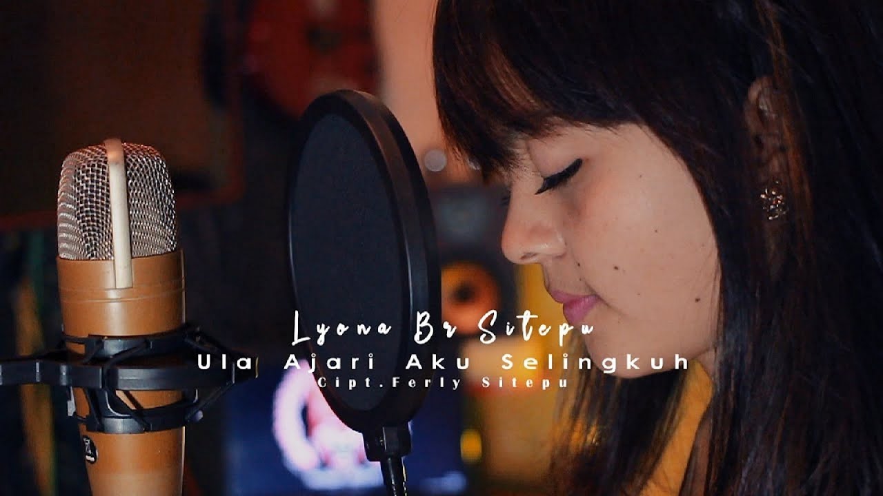 LYONA BR SITEPU   ULA AJARI AKU SELINGKUH (Cover)