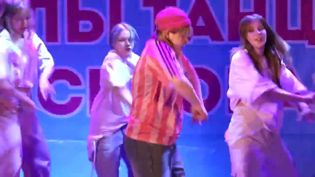 Выступление по K-POP Cover Dance - концертный номер студии Айседора