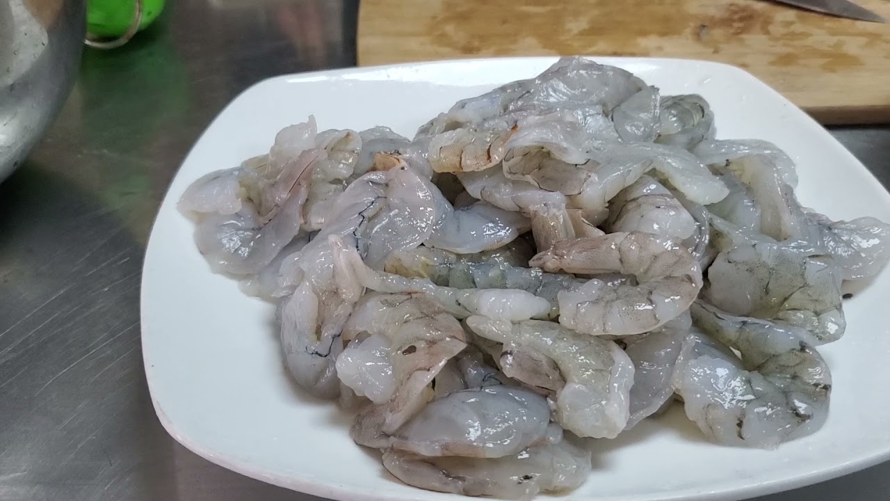 Como se prepara ma salmuera para los mariscos.