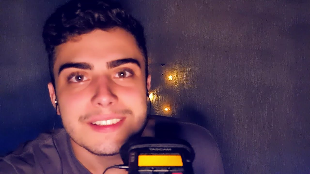 ASMR BINAURAL - Pincéis na tela e sussurros calmos + BONUS