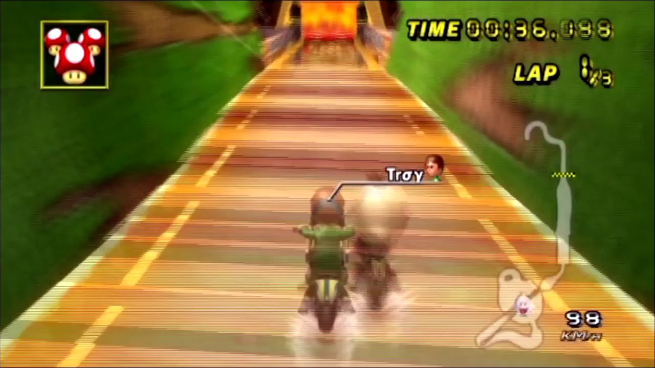 [MKW Comparison] Maple Treeway (Glitch) - Troy vs. Justin