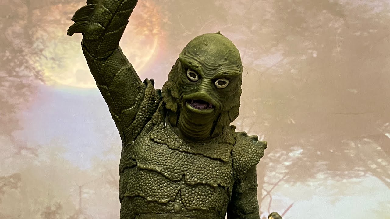 X-Plus Revenge of the Creature 1/8 Scale Model Kit