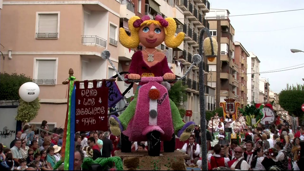 SAN ISIDRO 2014 Cabalgata y concurso de carrozas