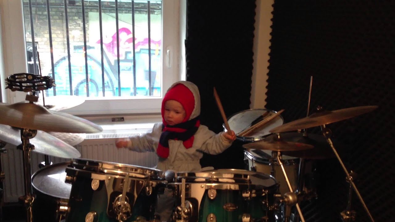 hubschraubereinsatz, foyer des arts, cover, 2013, unknown artist (2 years)