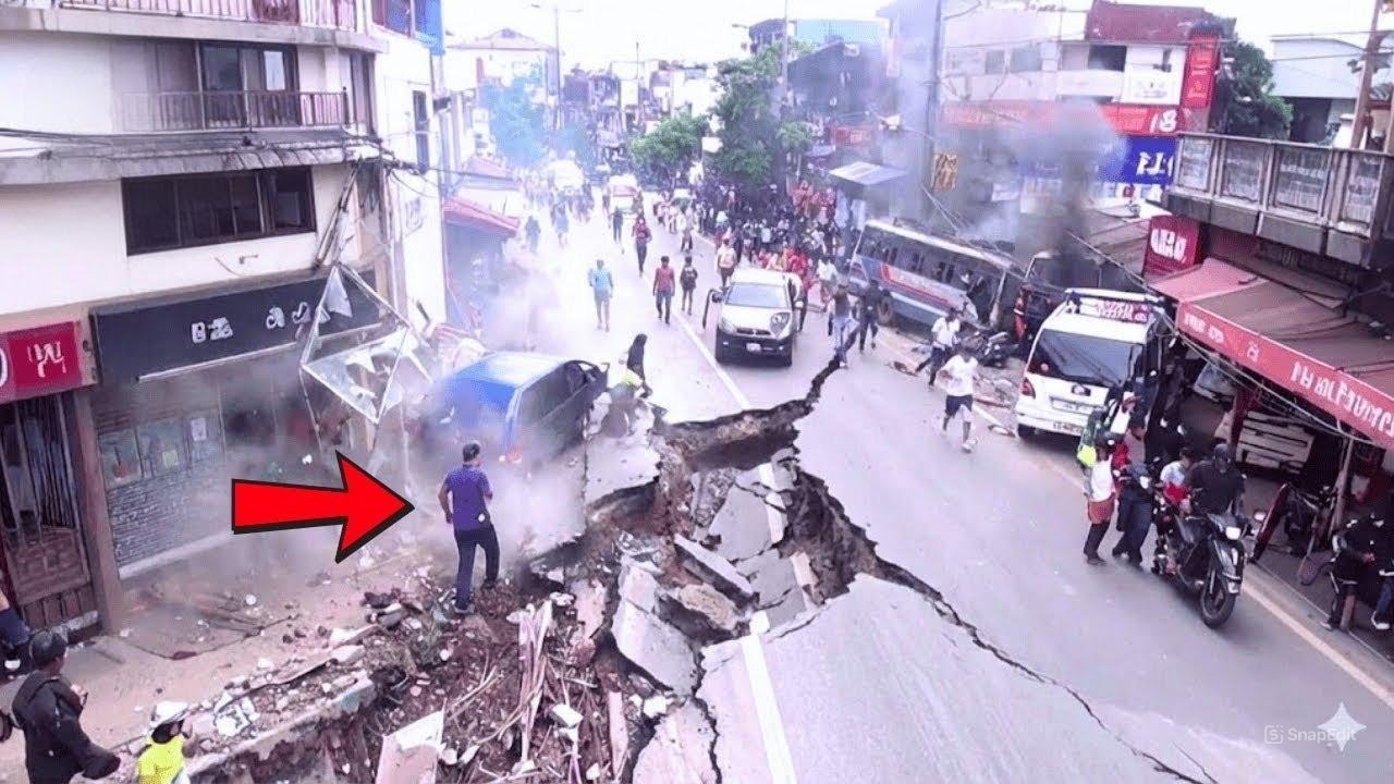 Moments Filmed Second Before Disaster | Incredible Moments #38