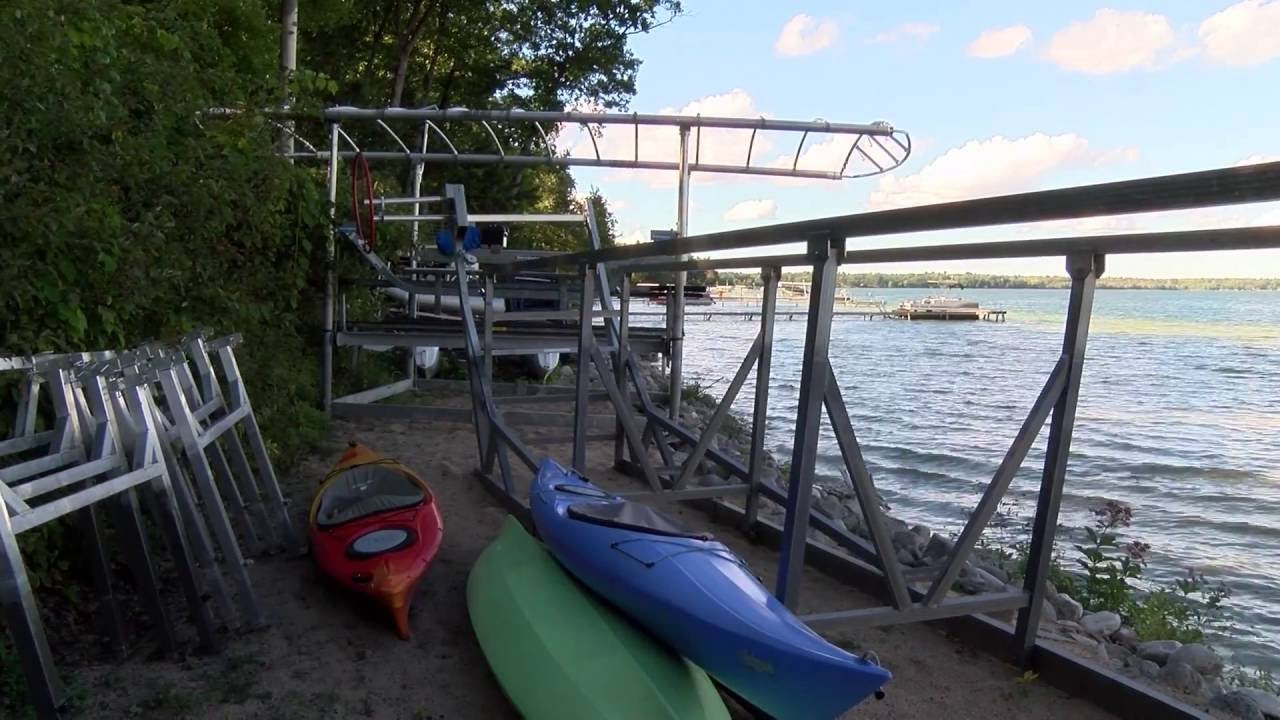 Dock removal businesses are booming as fall approaches