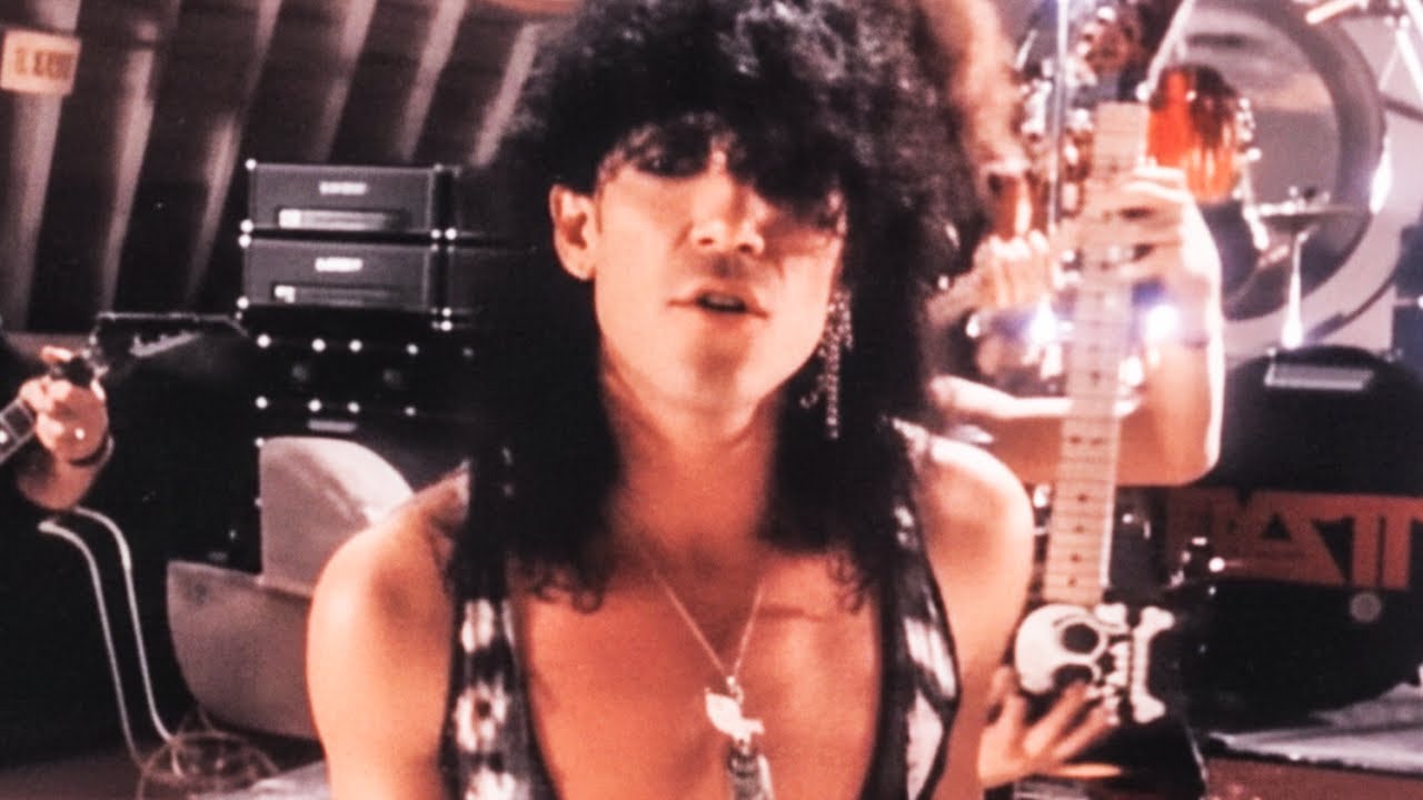RATT - Round And Round (Official Music Video)