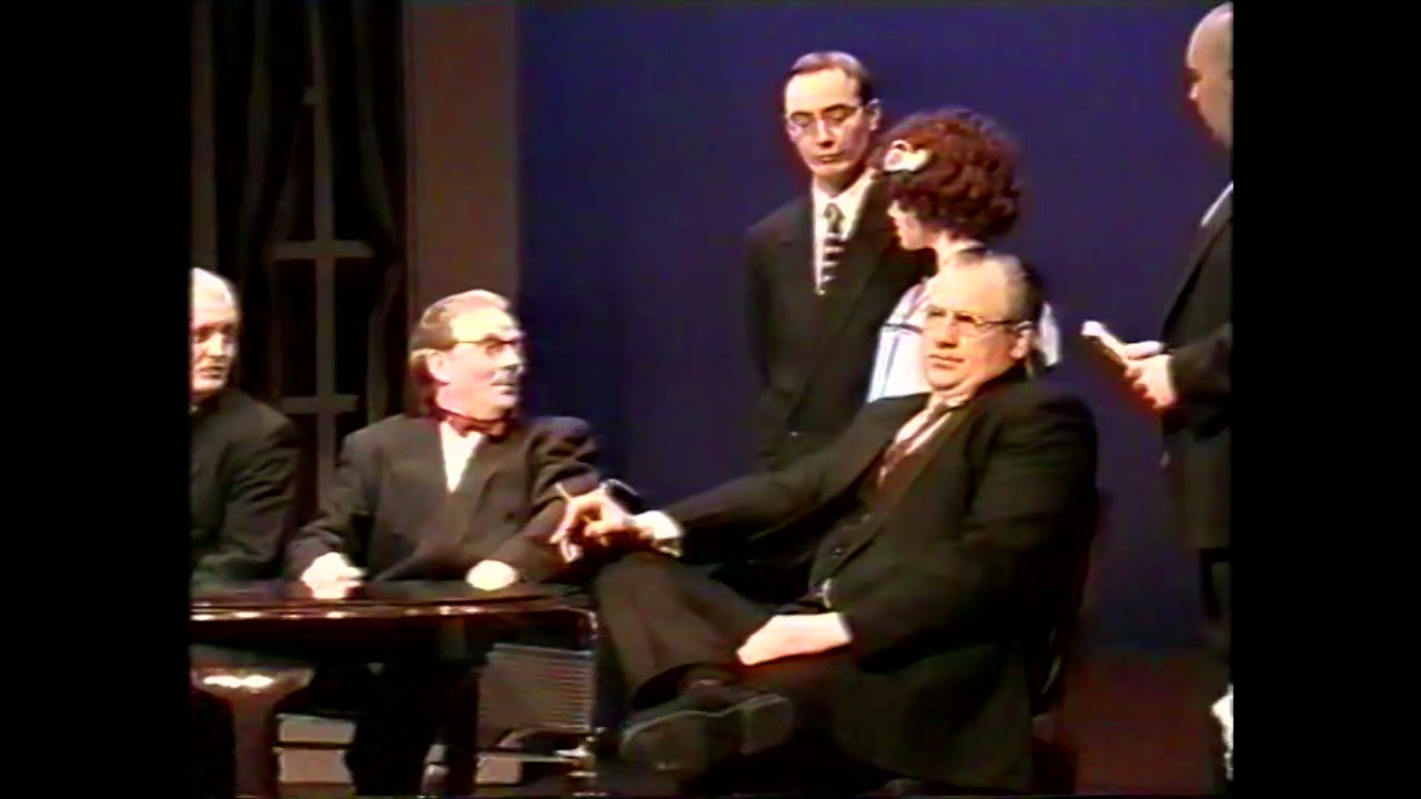 Waterford Theatre Videos   Cabinet Tomorrow   Annie 2004