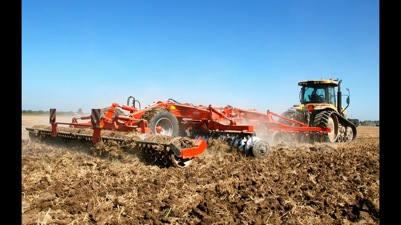 CAT Challenger MT 765C+ 7 Meter Kuhn Discover XL 60 - Veerman Goudswaard