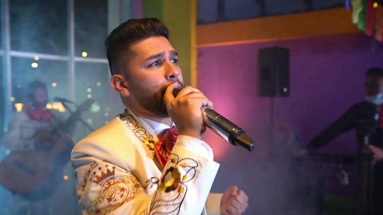 Abrázame muy fuerte -  Juan Gabriel / Mariachi Juvenil Primera Clase (Video Oficial) #TeamSergio