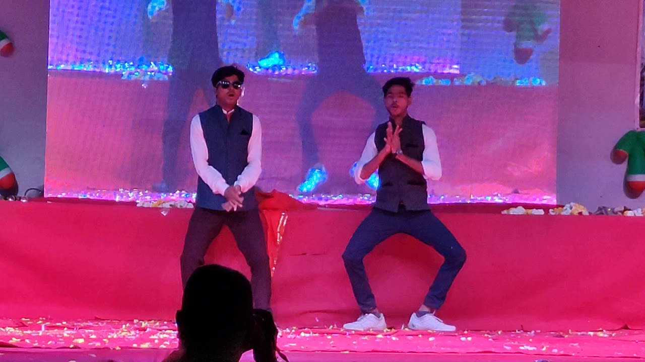 Teachers and Students' Dance. Small Wonders School Waluj.