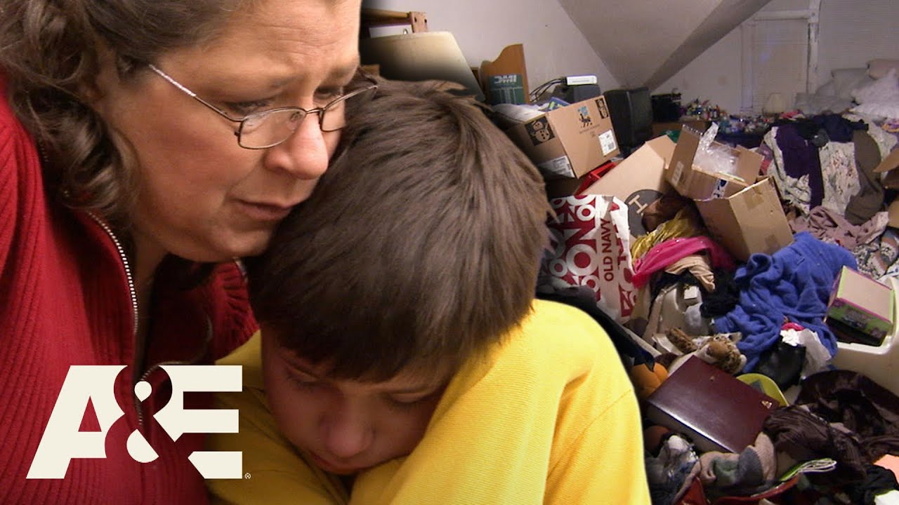 Depression & Alcoholism Create a Vicious Cycle of Hoarding | Hoarders | A&E