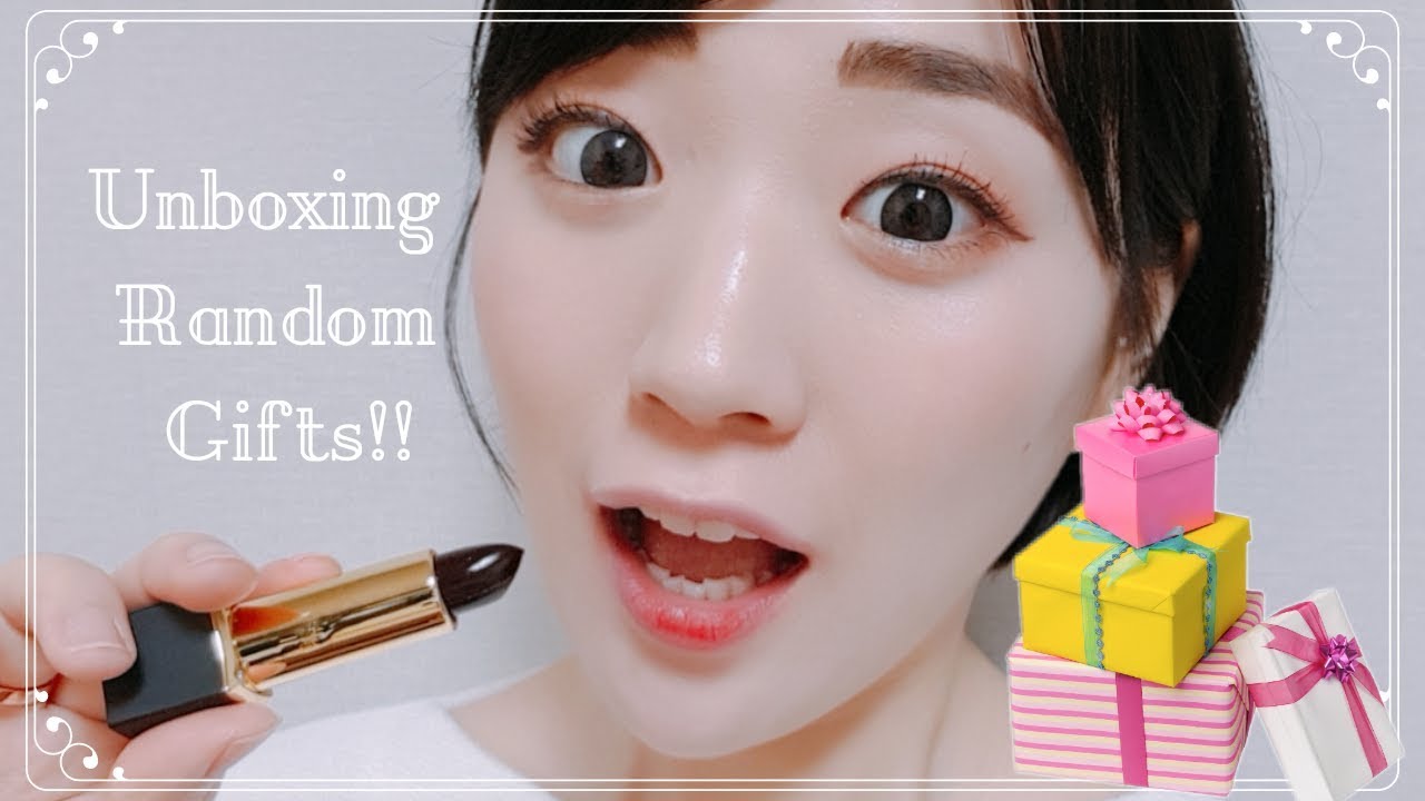 Random Gift Unboxing! ft. Sunny Dahye is a Santa