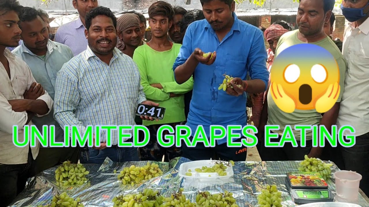 1 मिनट में 400 ग्राम अंगूर खाओ और ₹300 ले जाओ । 🍇🍇grapes eating challenging. unlimited grapes eating