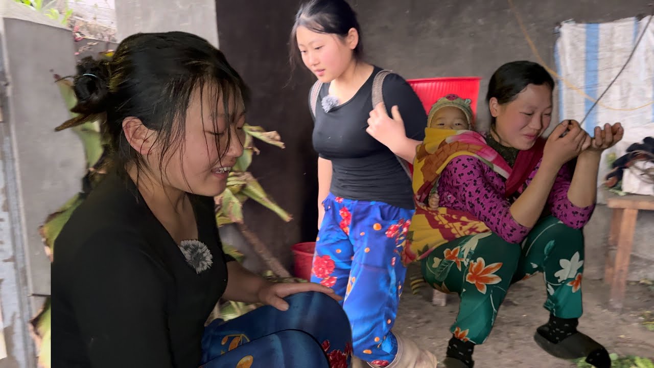 Bí Ẩn Ngôi Làng Giáp Biên Quanh Năm Lạnh Giá Toàn Gái Xinh 17 Tuổi Ế Chồng . Pheng Pheng Vlog