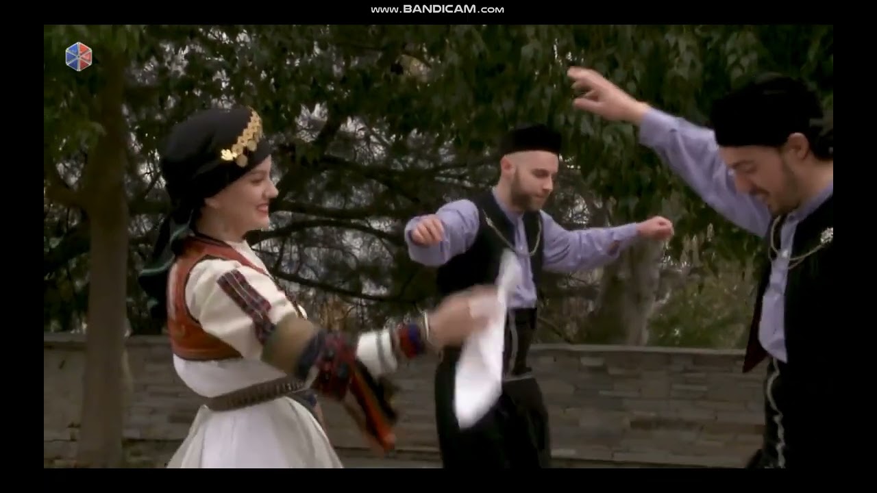 ΤΡΙΑ ΠΟΥΛΑΚΙΑ ΚΑΘΟΝΤΑΝ  -- ΑΧΙΛΛΕΑΣ ΧΑΧΑΜΗΣ