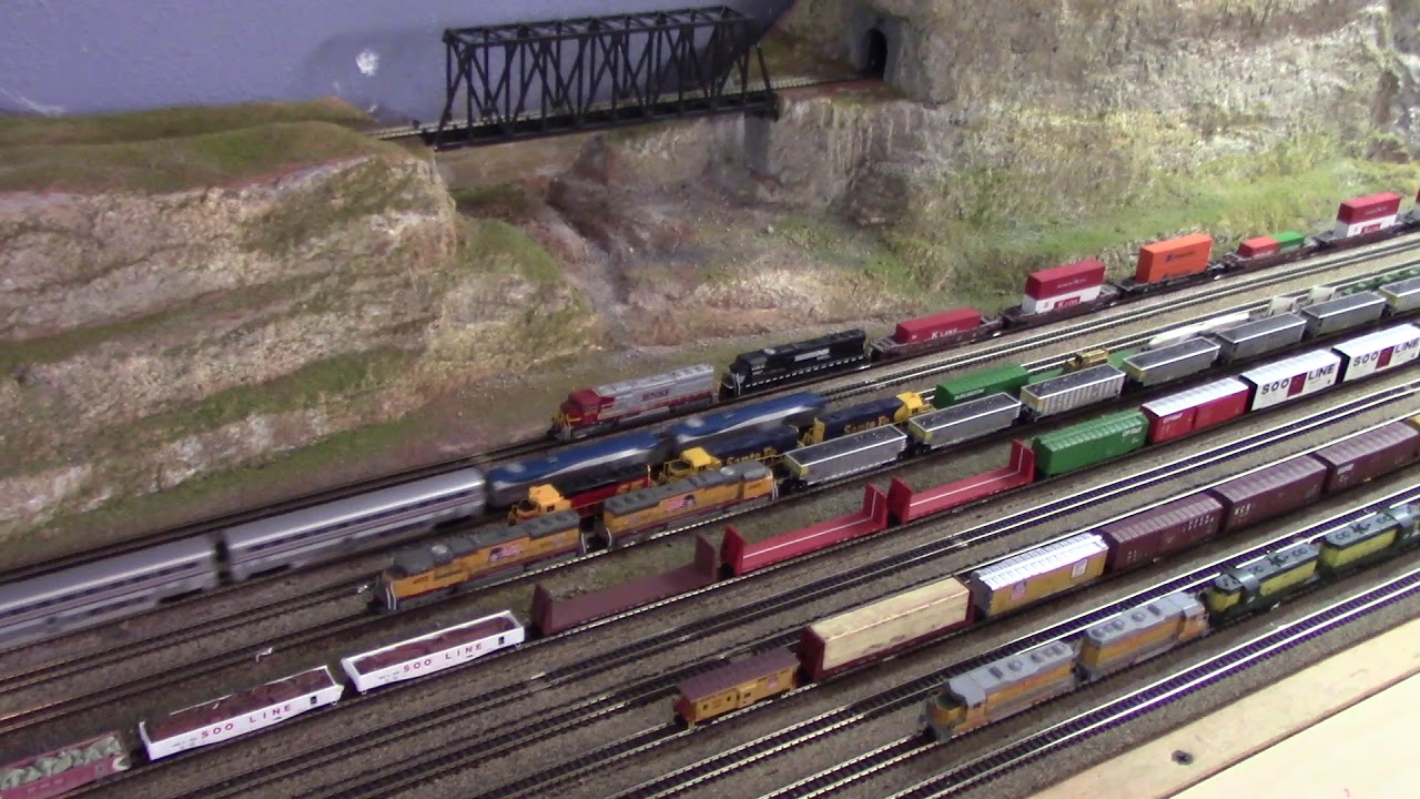 Liberty National Z Scale Home Divsion, Big Trains
