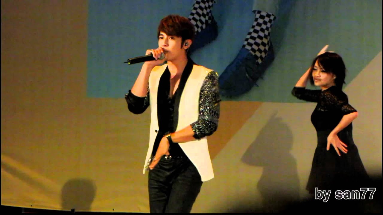 120421 飛輪海Time for Taiwan Concert Part 1 - Sexy Girl