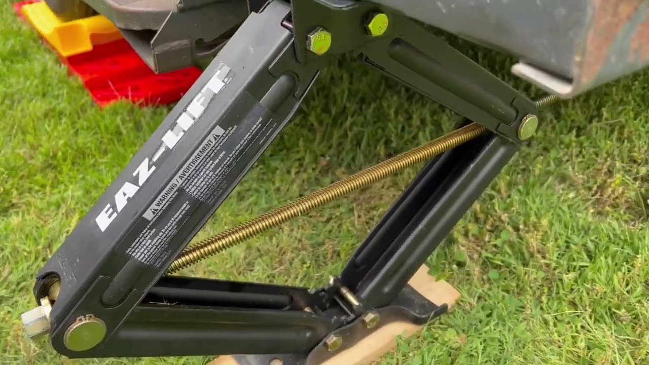 EAZ LIFT Camco Eaz Lift 24 inch Heavy Duty Scissor Jacks Review