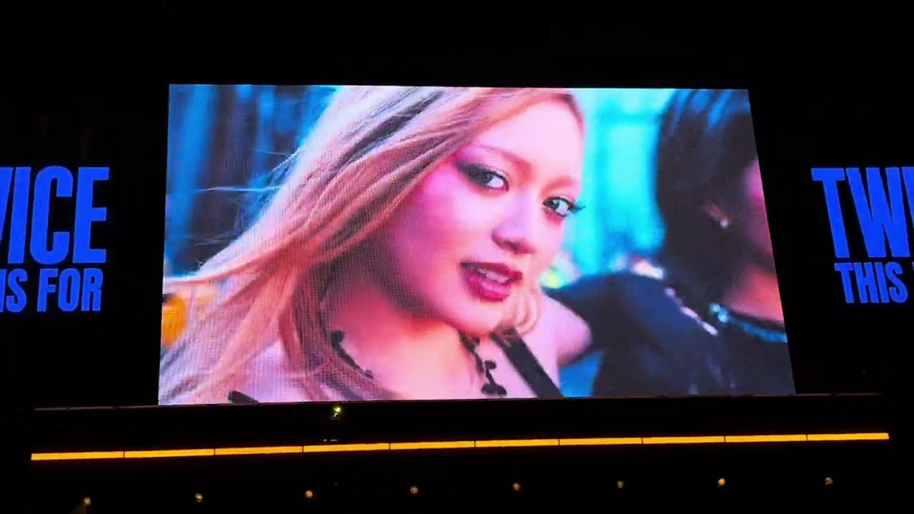 TWICE JYP CONCERT OPENING DAY 1 