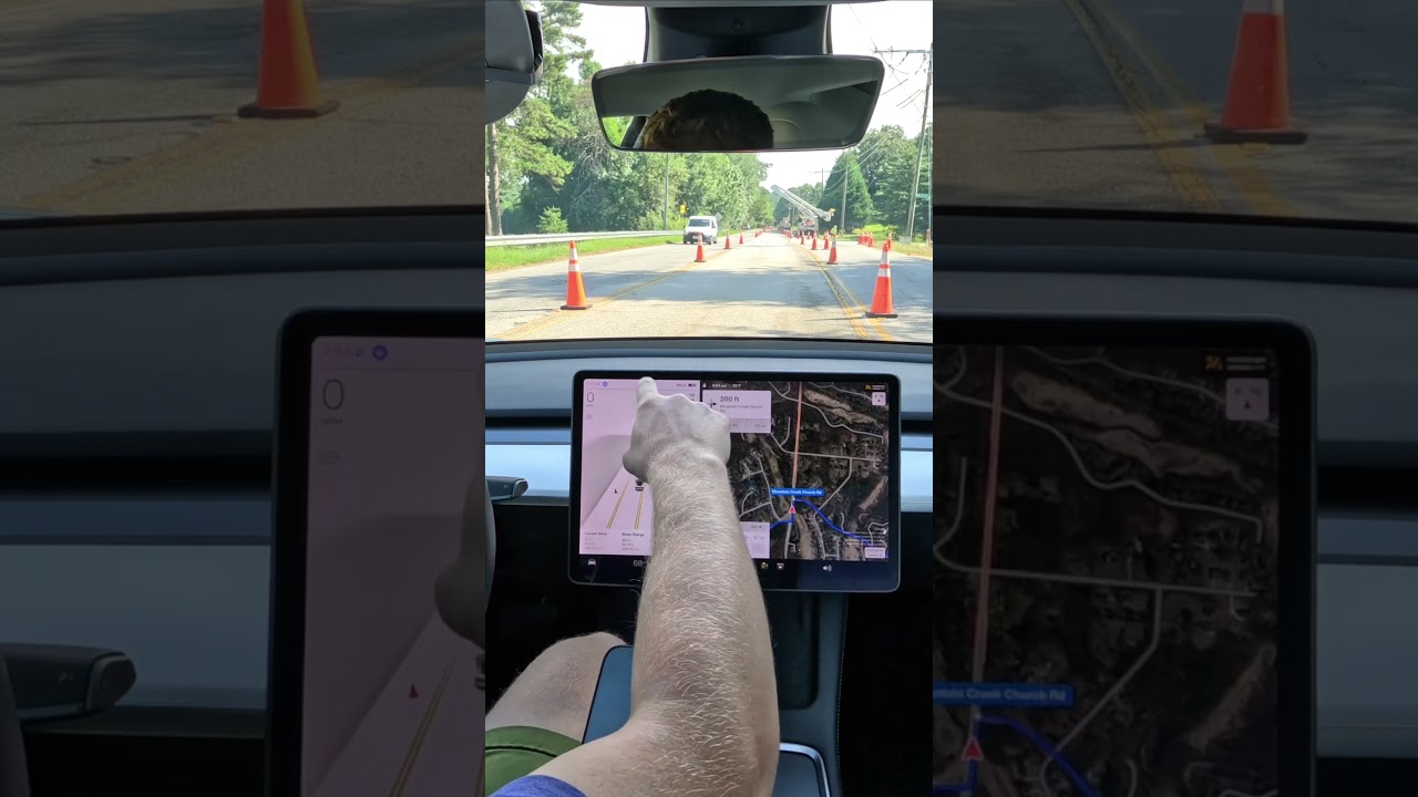 🙃construction is hard for FSD🚧 #shorts  #elonmusk  #fsd #fsdbeta #autopilot #magic #tesla #tech