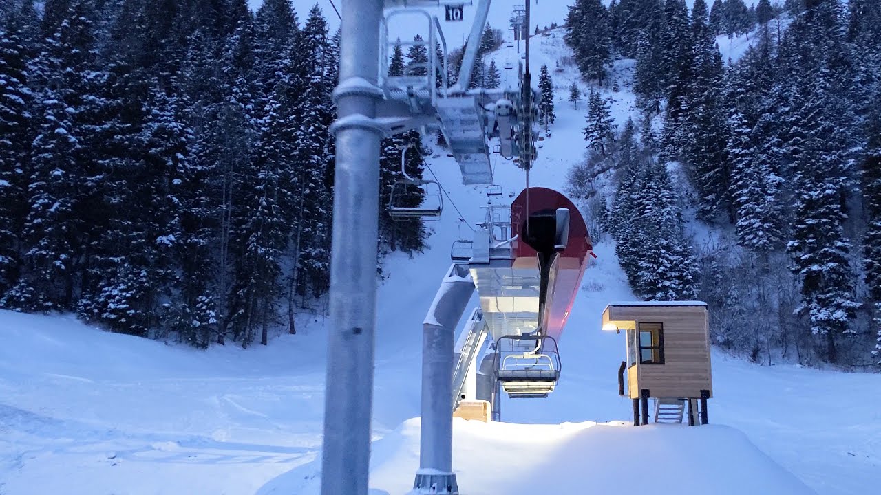 Outlaw Line Ride Sundance 4-CLD Half-Mid Doppelmayr Express Ski Lift