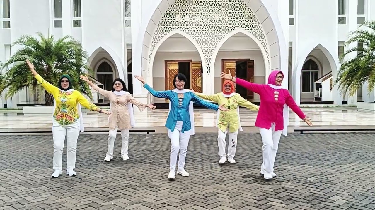 Hari Lebaran.2026.choreo.by.Ira Erviana.....Demo.ibu ibu. NERU+.