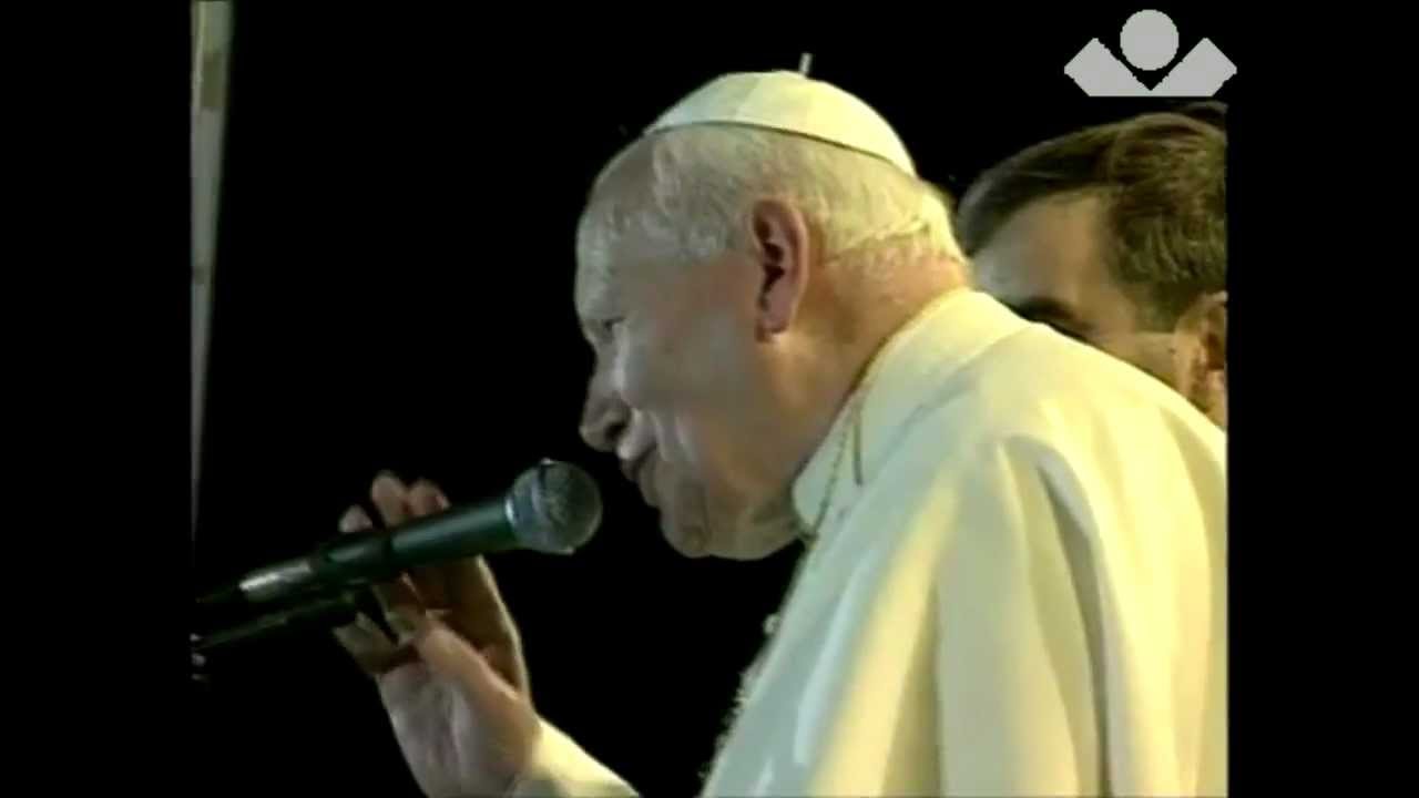 Papa Ivan Pavao II s mladima u Solinu