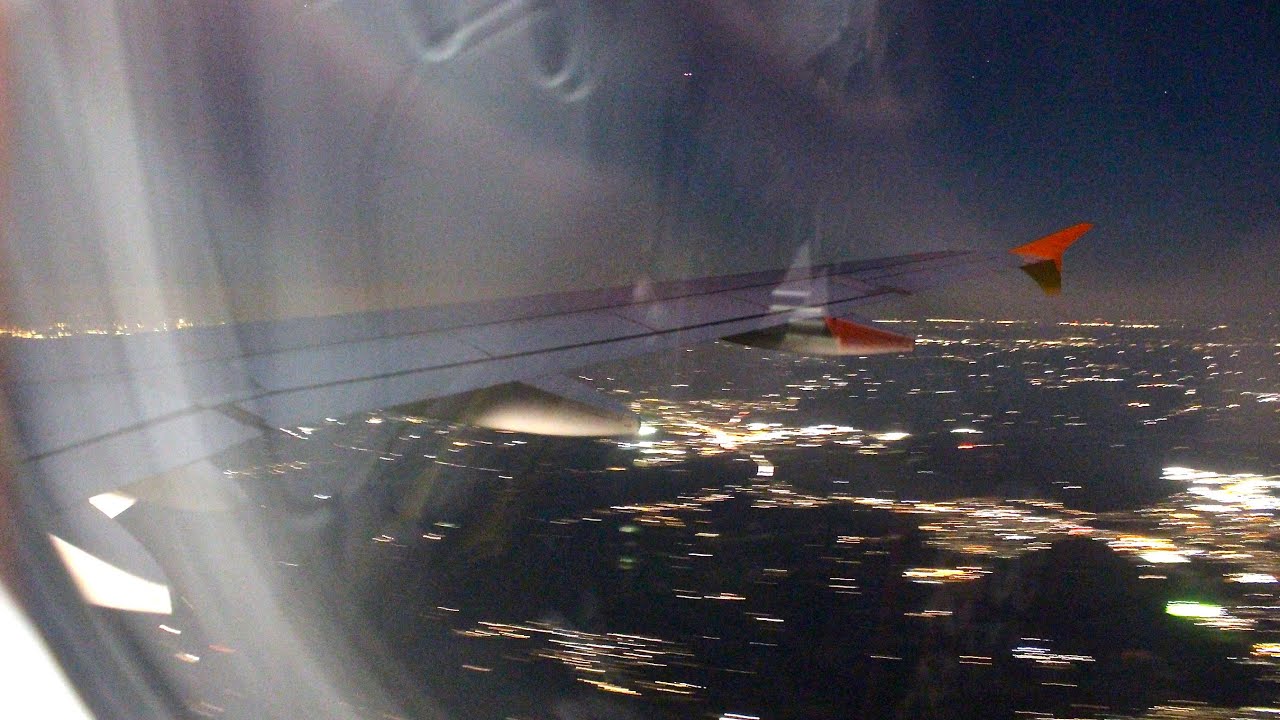 Vueling Airbus A320-200 Night Landing at London Gatwick | ALC-LGW