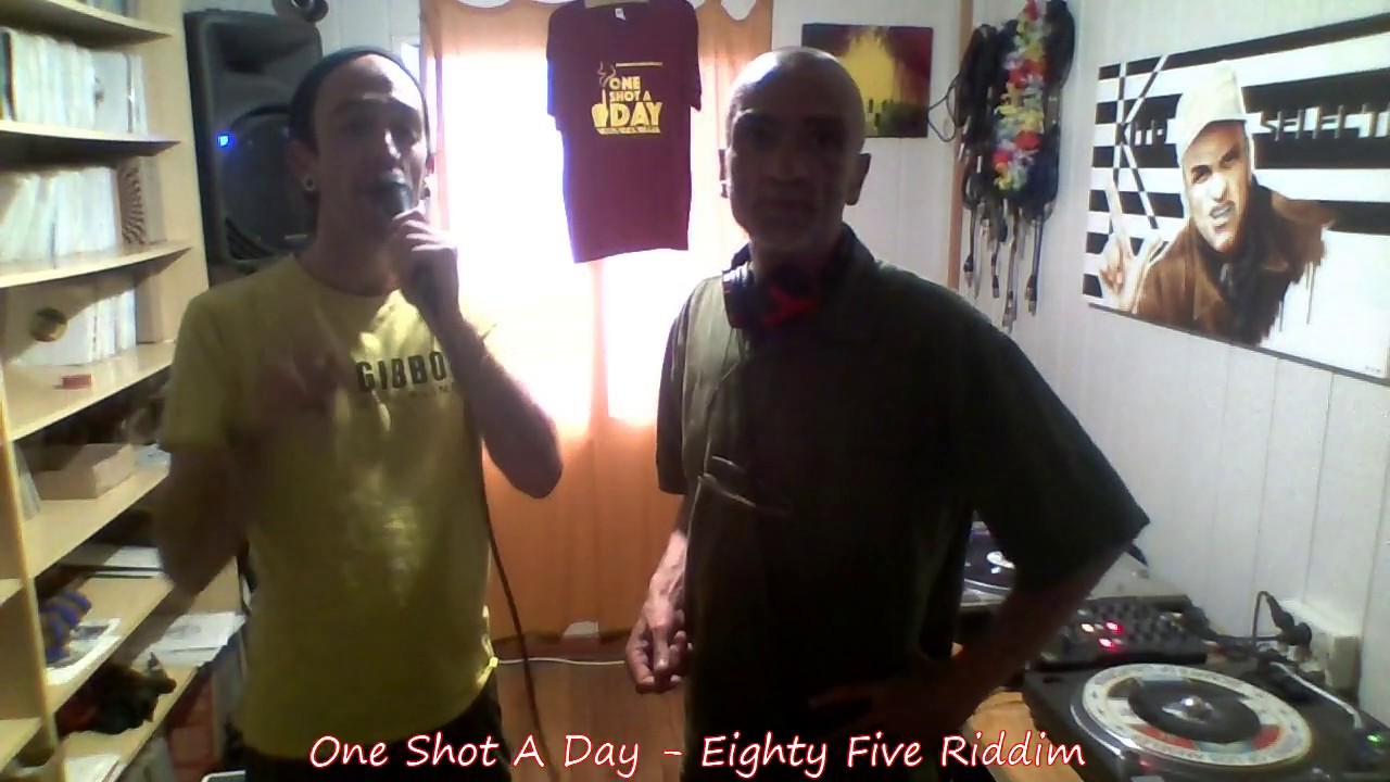 One Shot A Day 612 ( Temporada 2 ) - Eighty Five Riddim