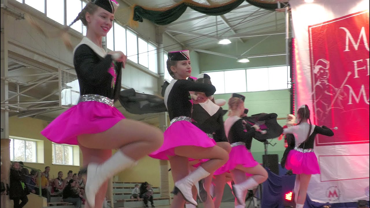 Majorettes 'RYTMIX' - Kościan / Mażoretki | stage flag senior | Mikołajkowy Festiwal - Wschowa
