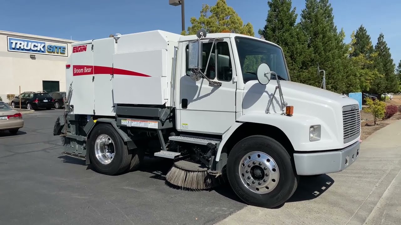 2003 Freightliner FL70 Elgin Broom Bear Street Sweeper For Sale