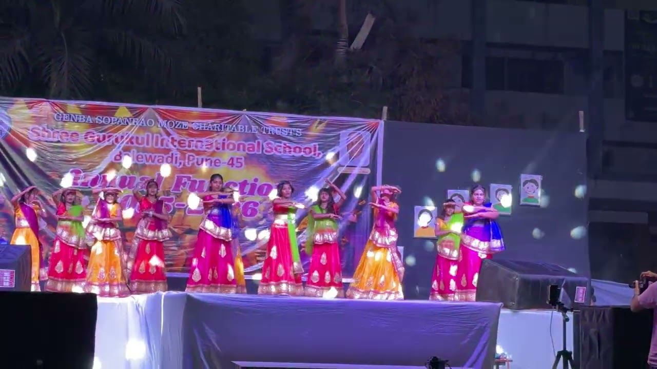 Annul functions at school makhana song 5th standard girls 🥰😍🥰 #growth #viral #goviral 
