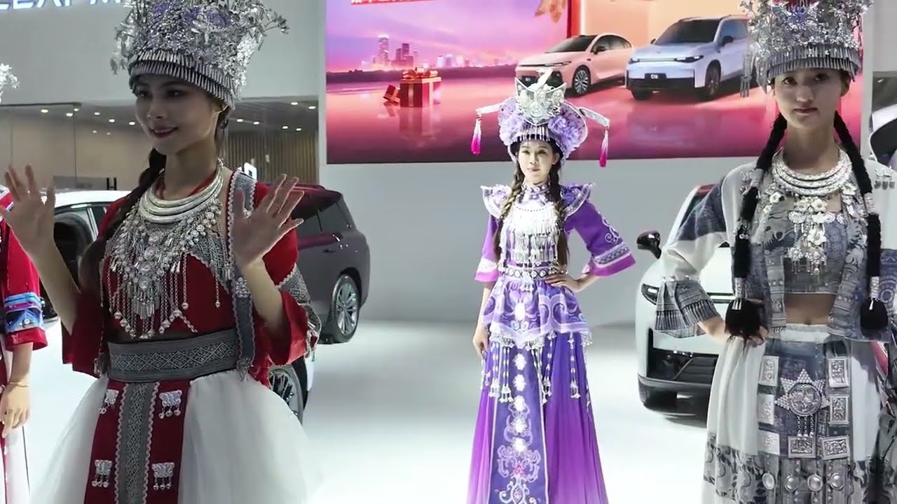 Beautiful Girls -  Beautiful Chinese Girls -Auto Show Girls
