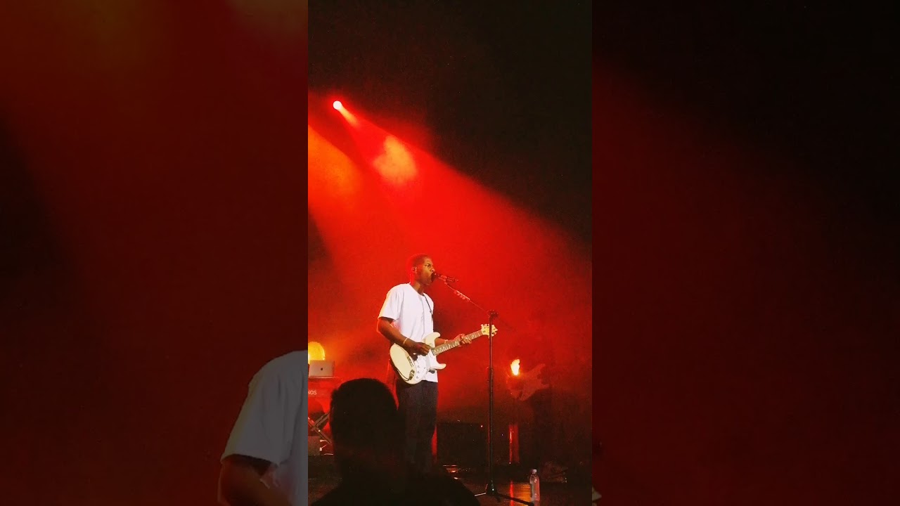 Daniel Caesar - BEST PART (Live in Manila)