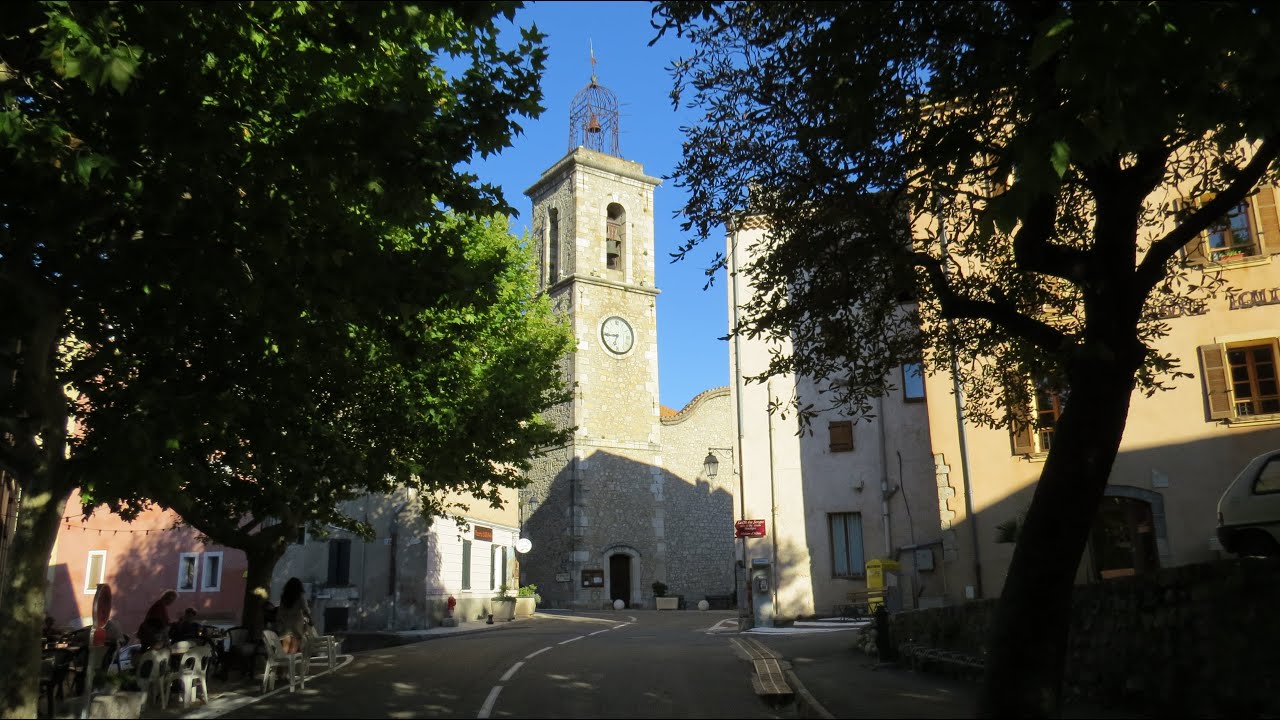Claviers, sur la route des villages perch&eacute;s du Var
