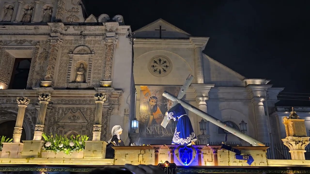 Paso de Jesus Nazareno de San Juan de Dios frente a Catedral Quincuagésima Primera Velación 2026