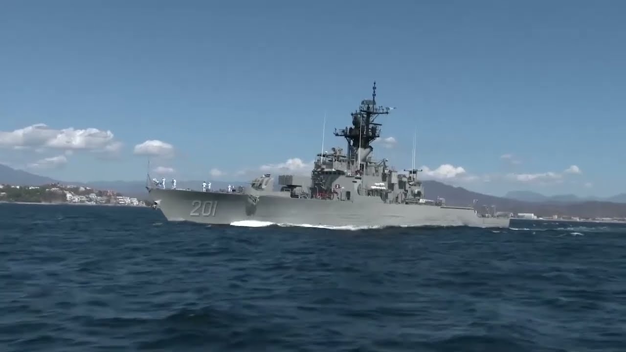 En el Mar: Unidades de Superficie