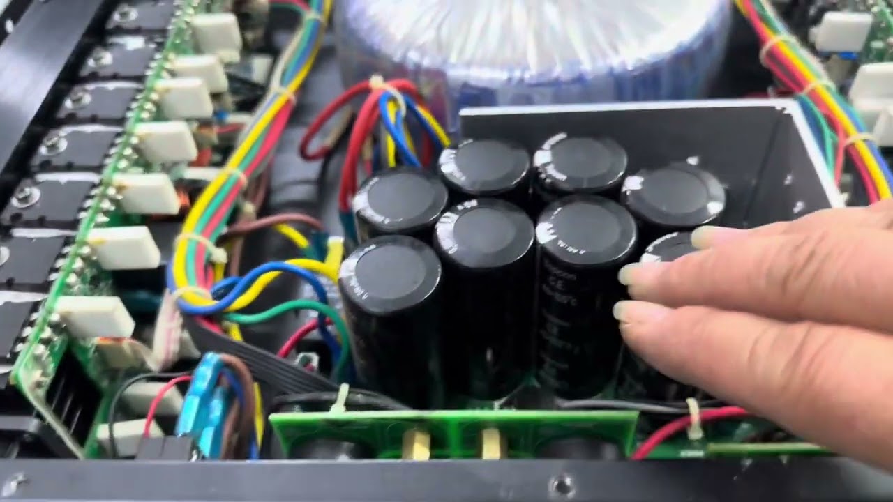 Thanh lý đẩy bãi 700W/1k giâ 2700-2800 bao síp lh 0971489431