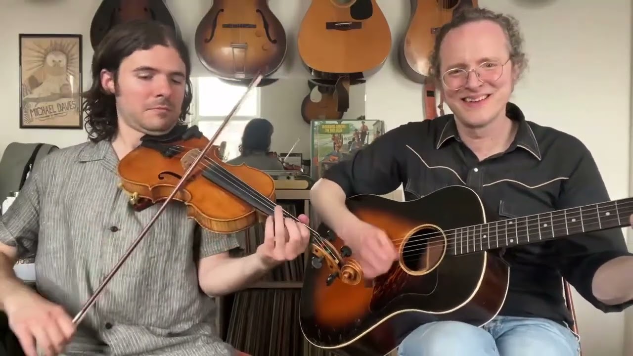 Michael Daves & Alex Hargreaves play Paddy on the Tunrpike