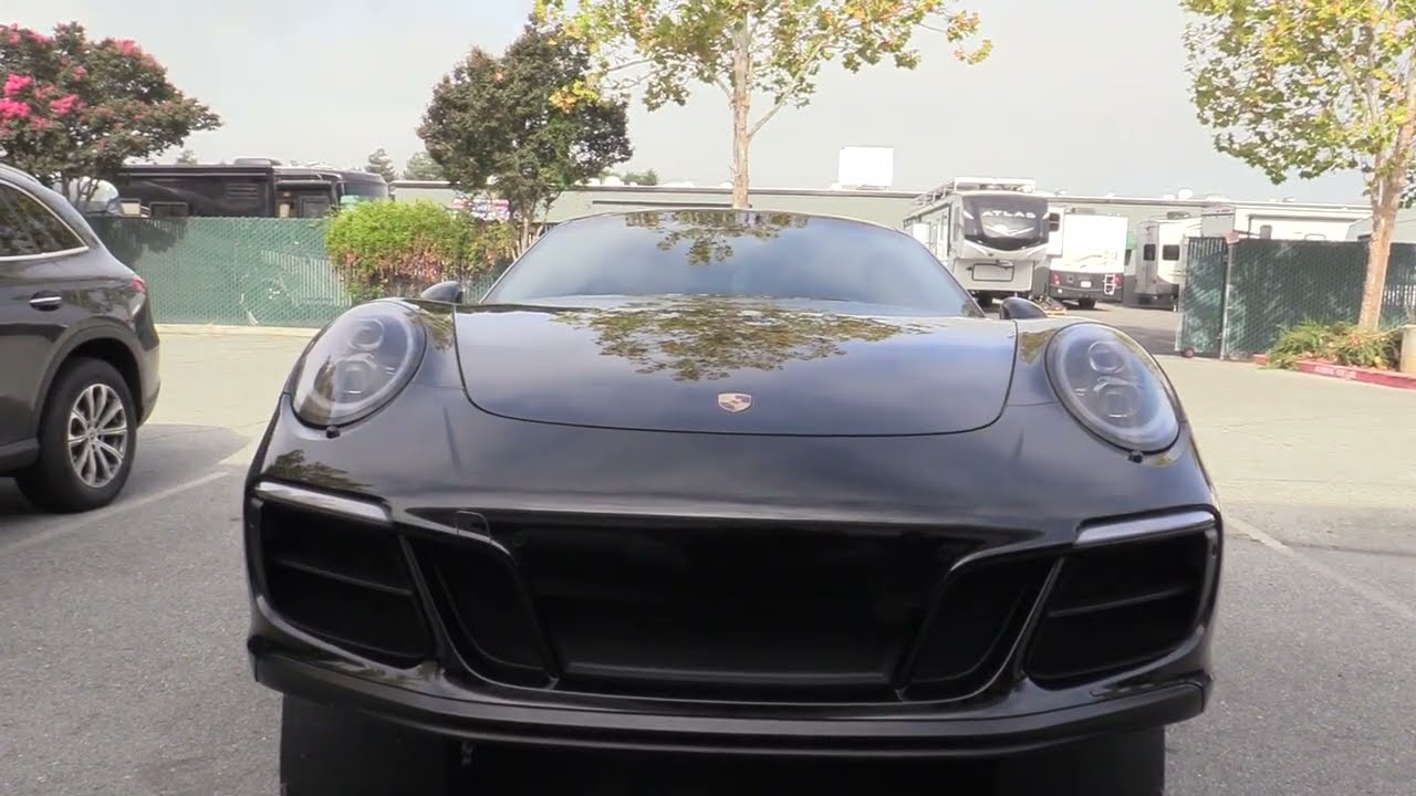 Видеоинструкция по установке для Porsche 911 GTS 2018 года.