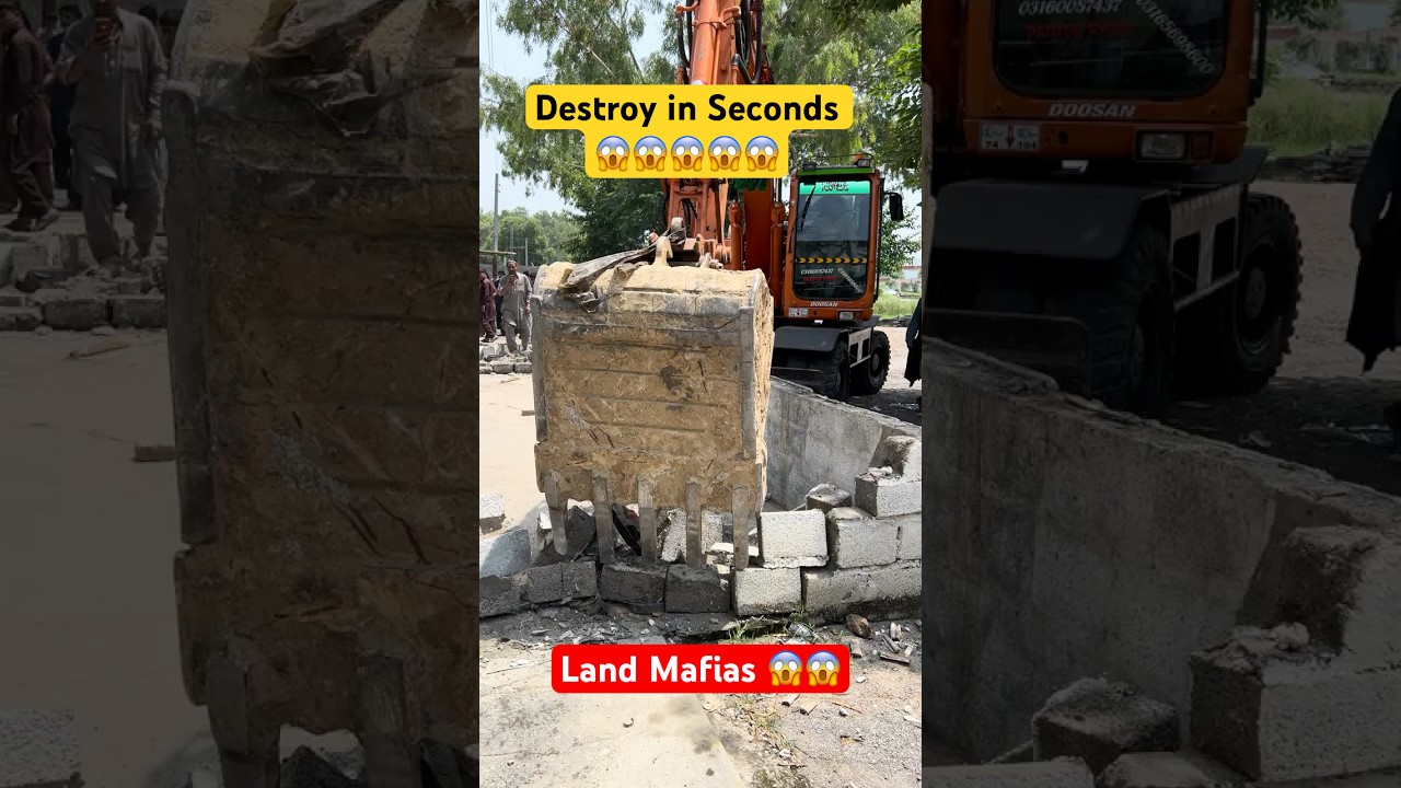 🔥 Excavator in Action: Breaking Concrete Walls and Defying Encroachments💪