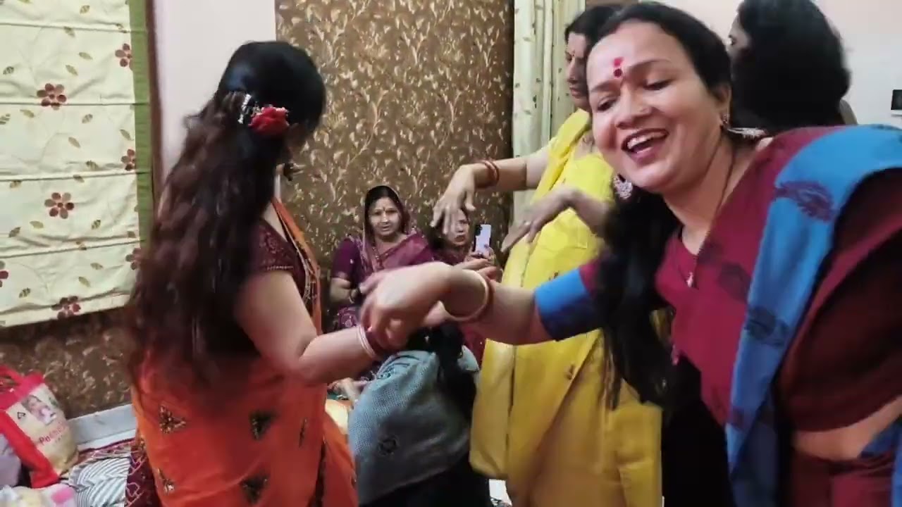 🙏देख देख मेरो जिया खबराबे 🙏 कैसी आयी है बरात 🙏 कीर्तन के लिए संपर्क करें 🙏