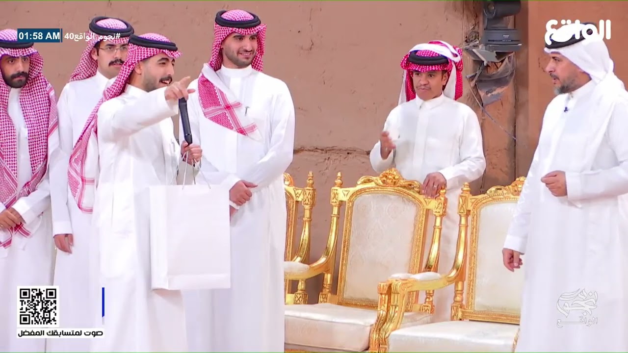 هدية الفنان التشكيلي صالح العمري | #نجوم_الواقع40