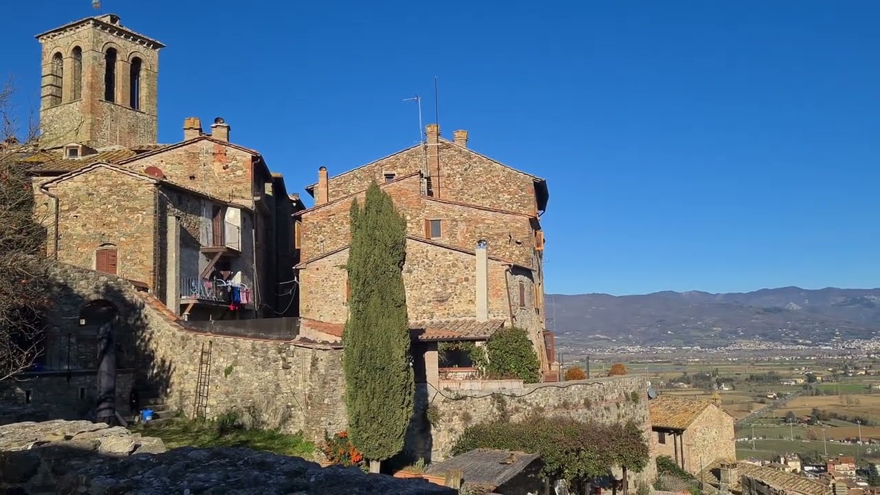 Anghiari , magnifico borgo in Valtibertina Toscana