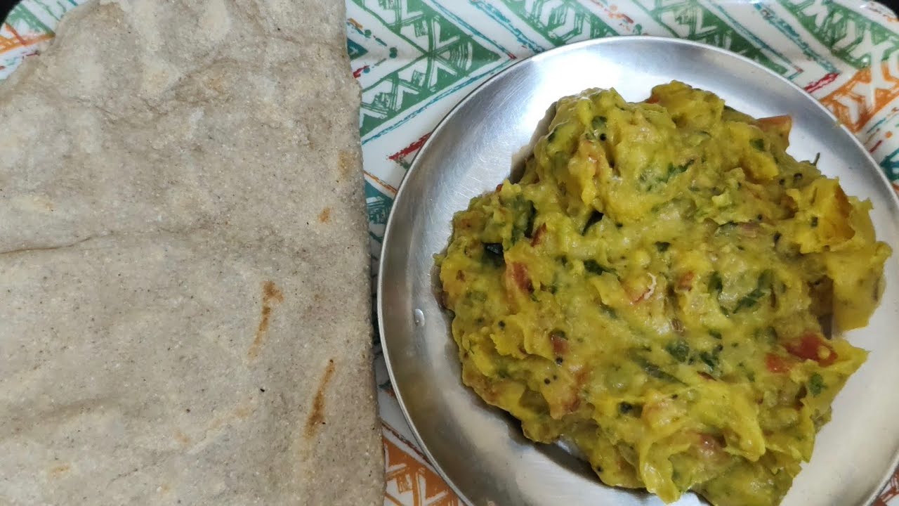 (पिठलं भाकरी) Pithla Bhakri 