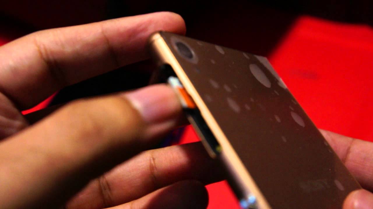 How to insert the microsd card on Xperia Z3